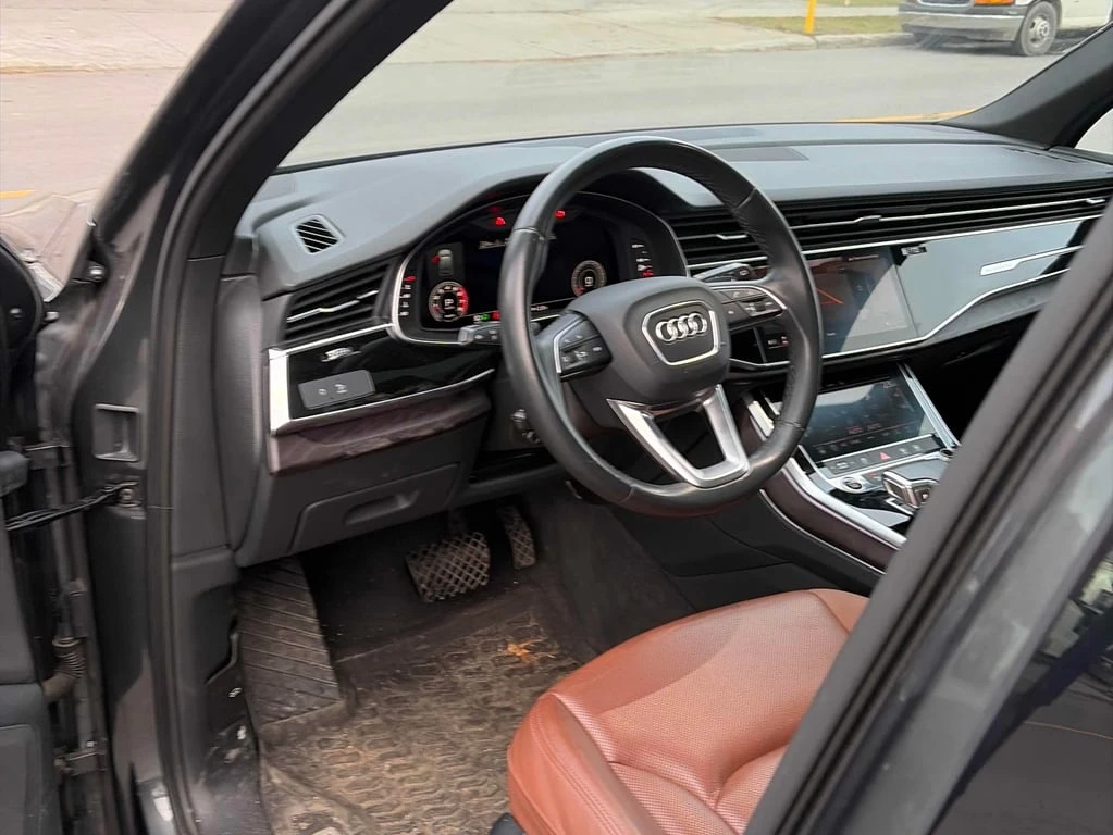 Audi Q7 2021 Progressiv * CARFAX * БЕЗ ПЪРВОНАЧАЛНА ВНОСКА - изображение 7