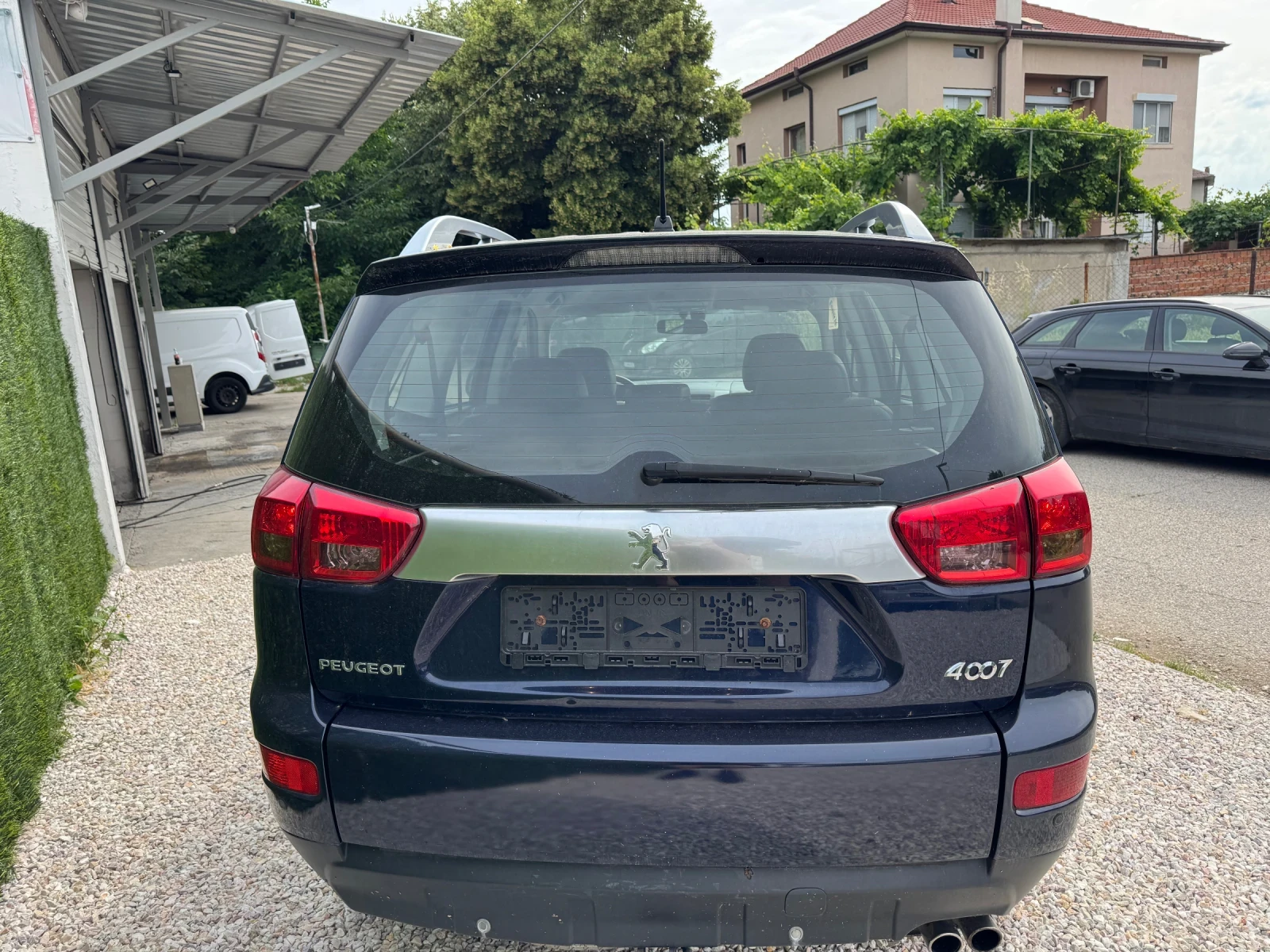 Peugeot 4007 2.2 hdi 7 места, снимка 6 - Автомобили и джипове - 53082713