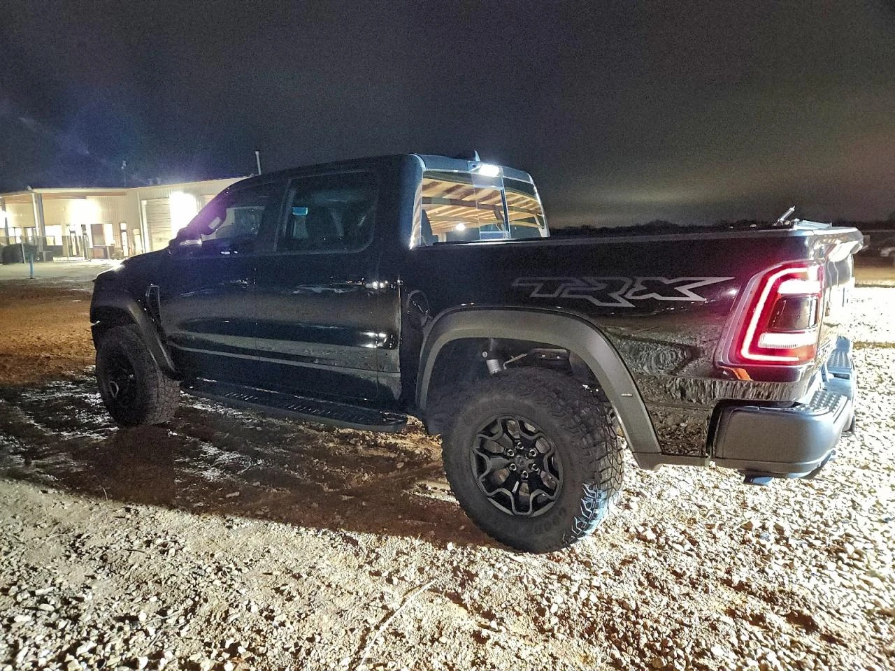 Dodge RAM 1500 TRX 6.2L V8 702кс 4х4 - изображение 2