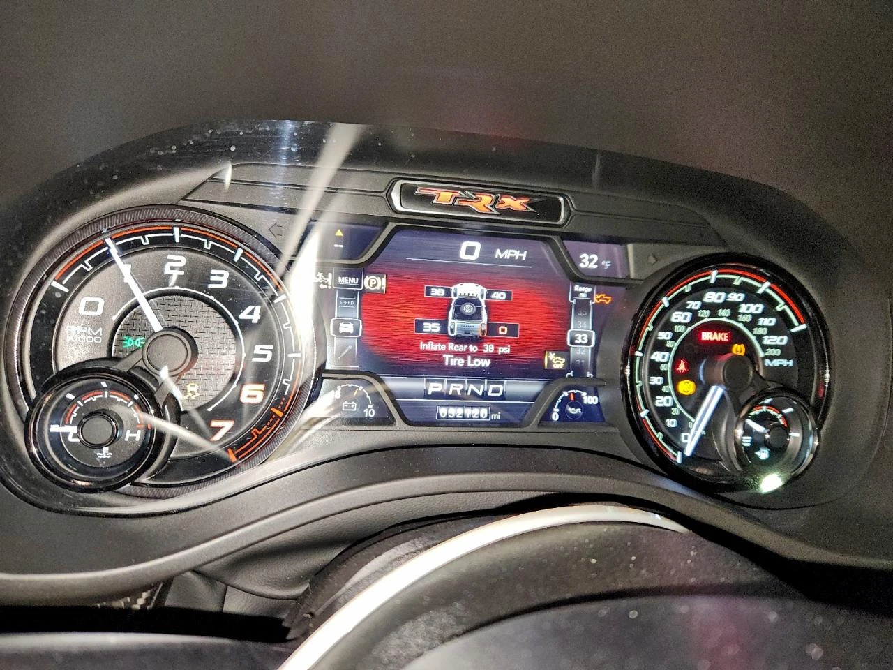 Dodge RAM 1500 TRX 6.2L V8 702кс 4х4 - изображение 9