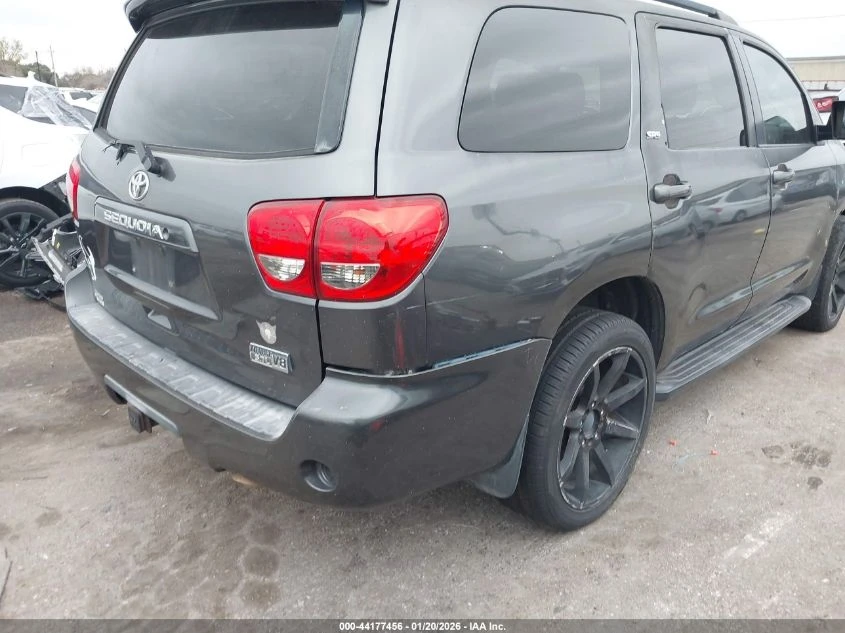 Toyota Sequoia 5.7l Sr5 5.7L V8 - изображение 6