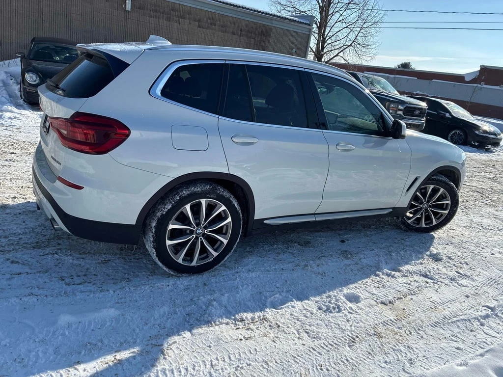 BMW X3 * xDrive30i * CARFAX * ПОДГРЕВИ * ПАМЕТ * PANO * N - изображение 3