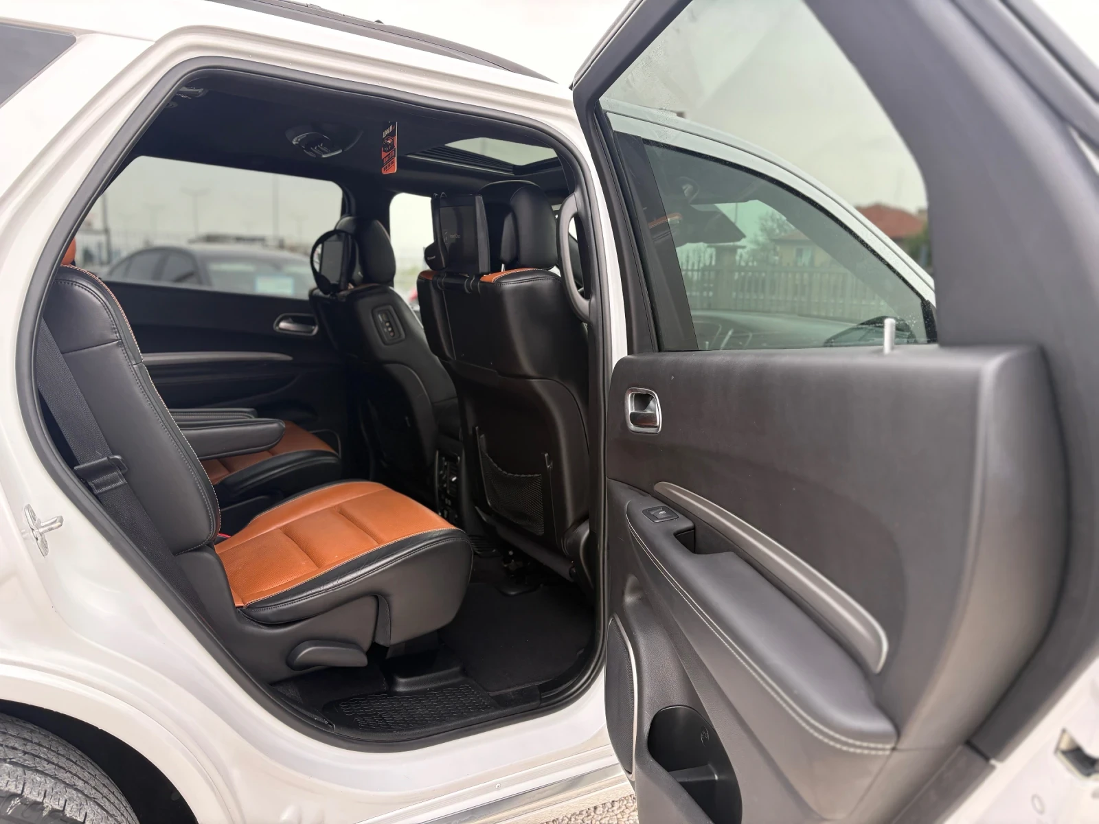 Dodge Durango 5.7 CITADEL , снимка 13 - Автомобили и джипове - 54203221
