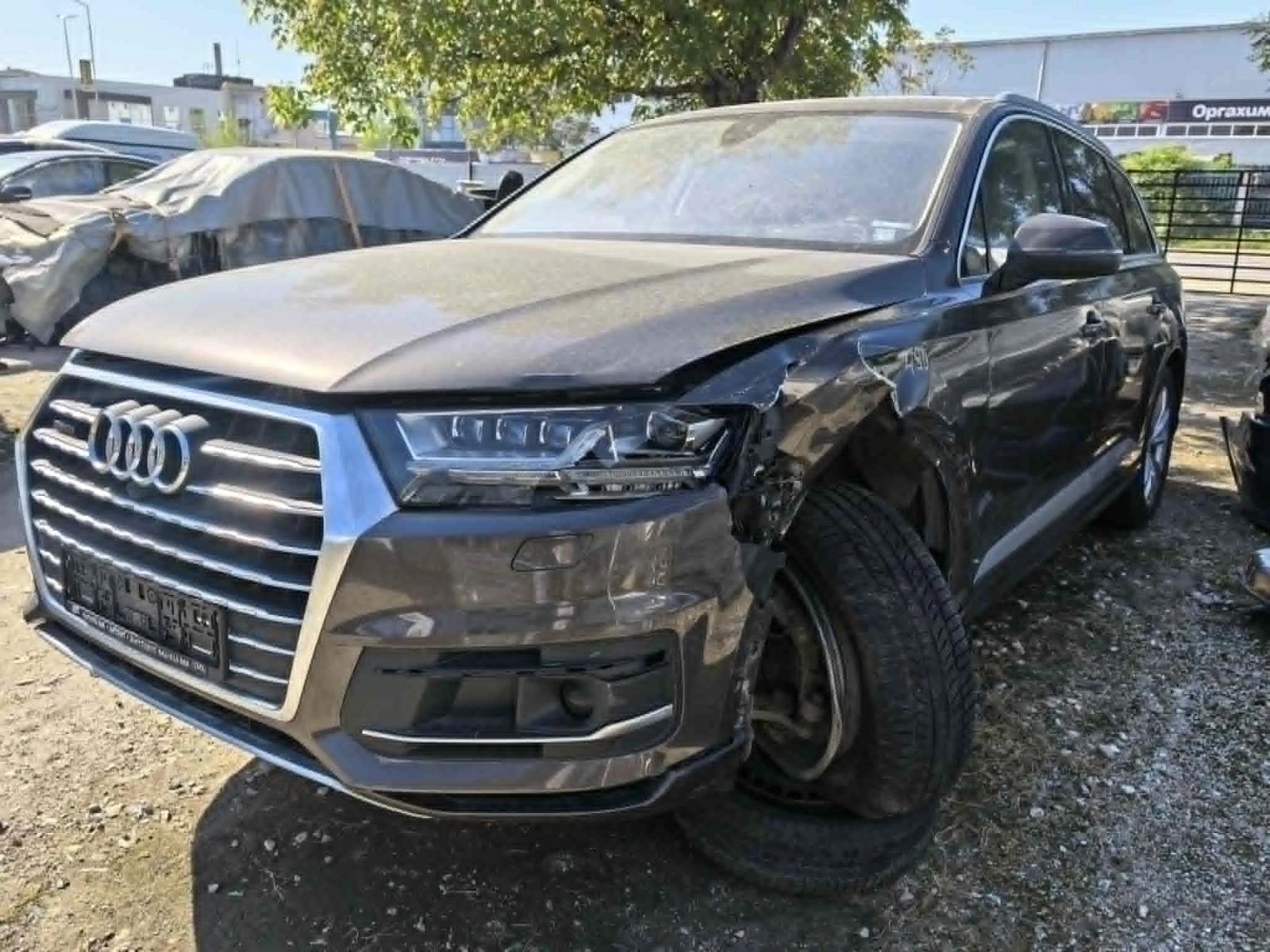Audi Q7 3.0 tdi, снимка 3 - Автомобили и джипове - 54465070