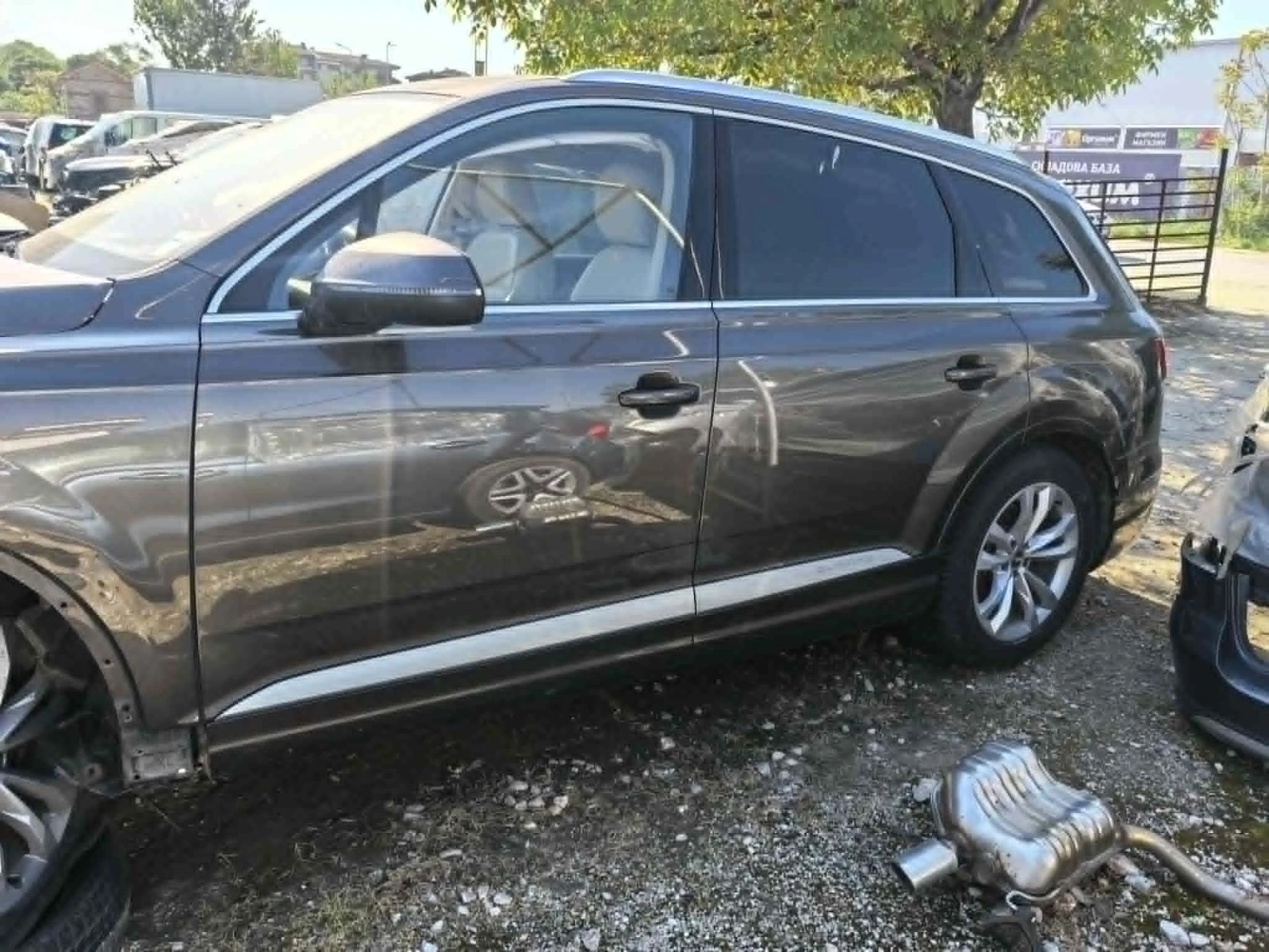 Audi Q7 3.0 tdi, снимка 4 - Автомобили и джипове - 54465070