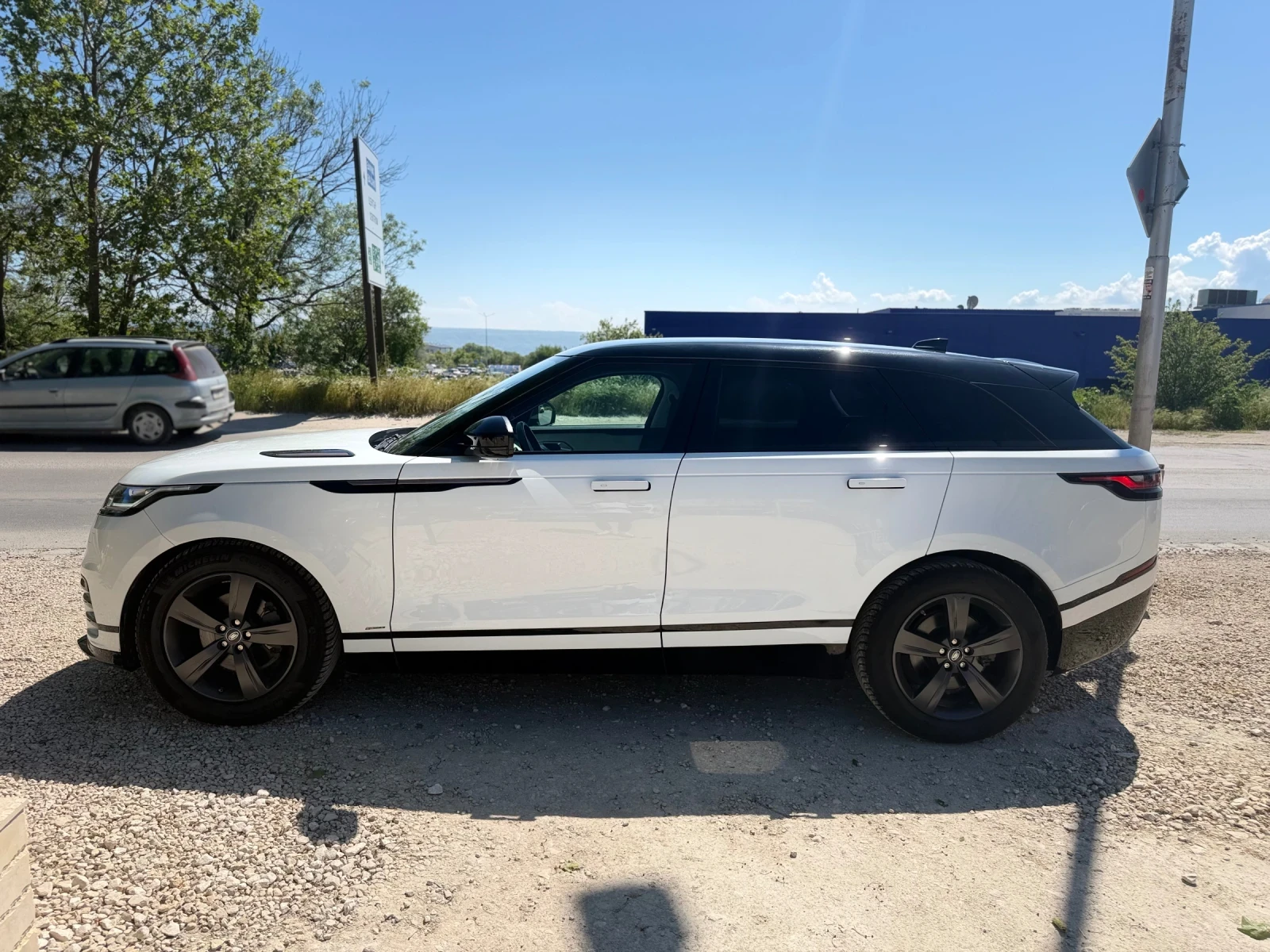 Land Rover Range Rover Velar Обслужен! Вериги, водна помпа, гарнитури , снимка 4 - Автомобили и джипове - 54699517
