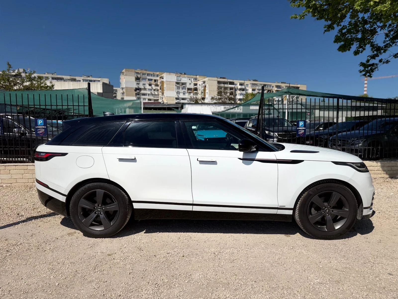 Land Rover Range Rover Velar Обслужен! Вериги, водна помпа, гарнитури , снимка 8 - Автомобили и джипове - 54699517