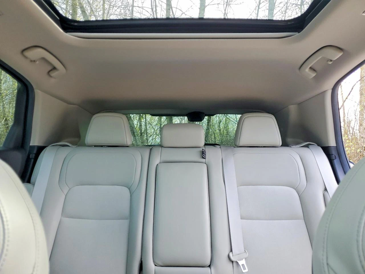 Nissan Ariya EVOLVE+ E-4ORCE AWD, снимка 10 - Автомобили и джипове - 54738050