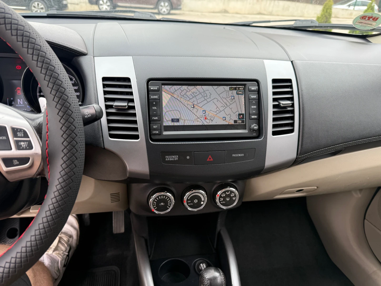 Citroen C-Crosser 2.2HDI Exclusive , снимка 9 - Автомобили и джипове - 54743403