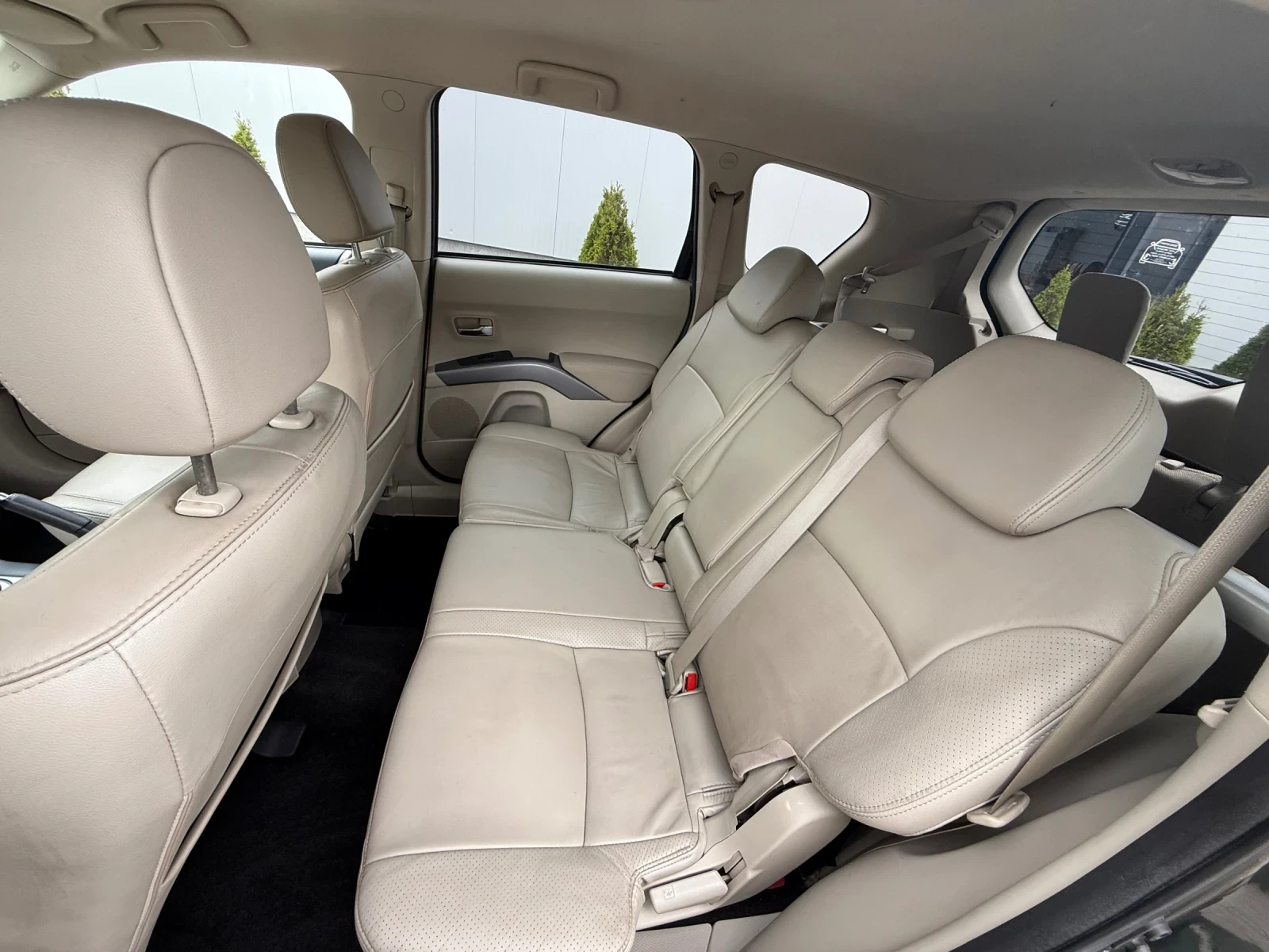 Citroen C-Crosser 2.2HDI Exclusive , снимка 13 - Автомобили и джипове - 54743403