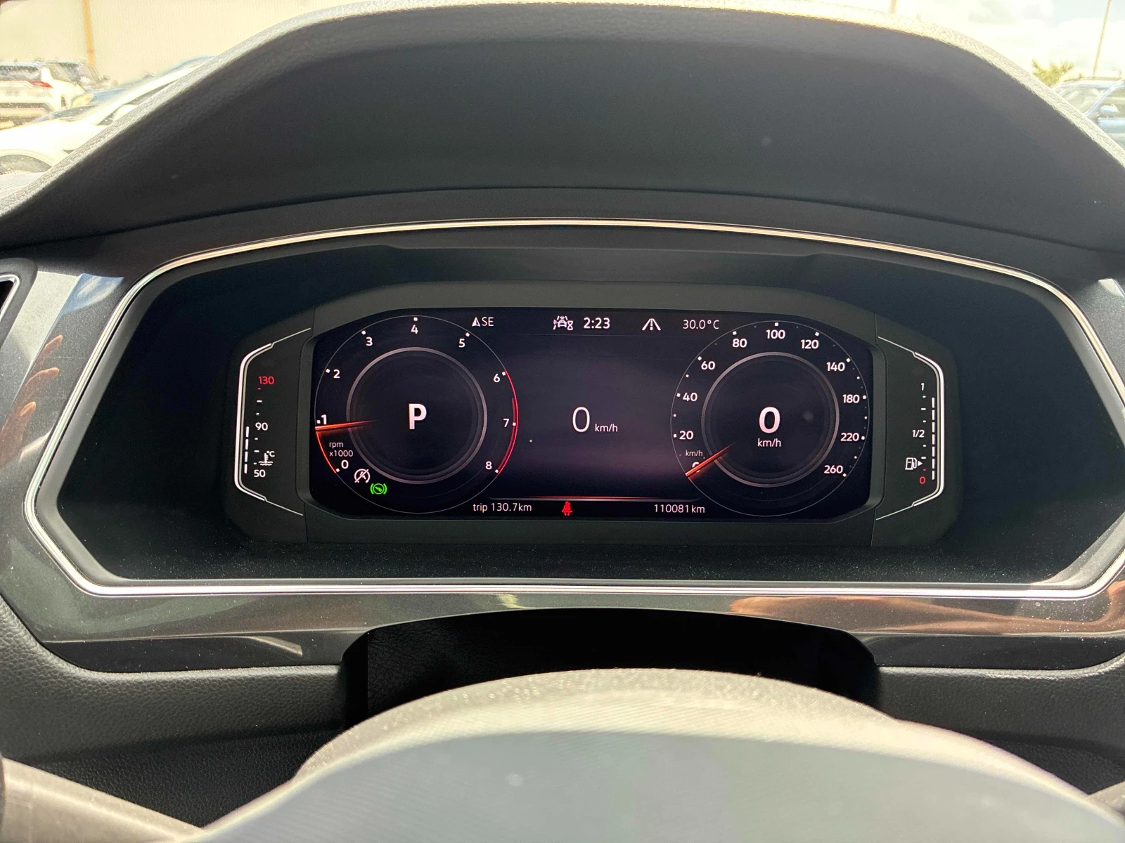 VW Tiguan R-Line Black Edition, снимка 7 - Автомобили и джипове - 54865425