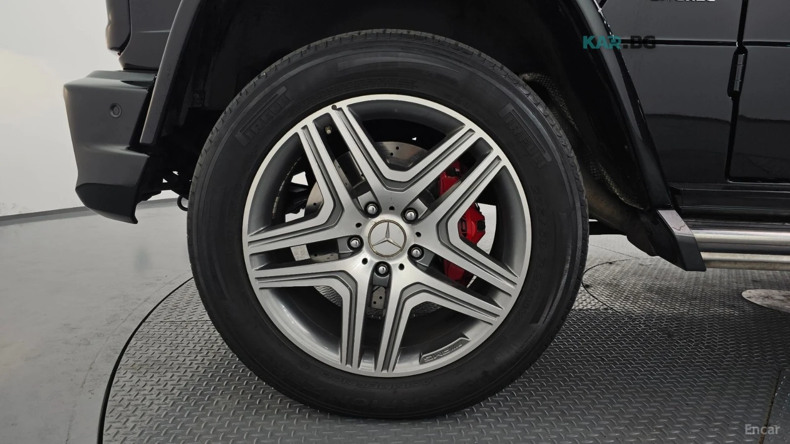 Mercedes-Benz G 63 AMG* МОНИТОРИ* КОЖА* ОБДУХВ* ПАНО, снимка 5 - Автомобили и джипове - 55415189