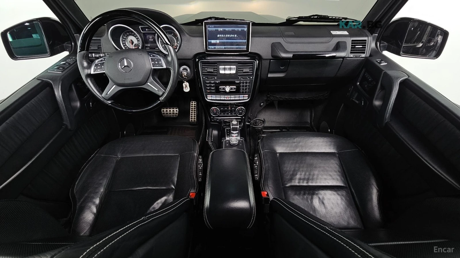 Mercedes-Benz G 63 AMG* МОНИТОРИ* КОЖА* ОБДУХВ* ПАНО, снимка 7 - Автомобили и джипове - 55415189