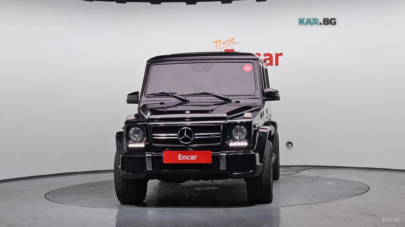 Mercedes-Benz G 63 AMG* МОНИТОРИ* КОЖА* ОБДУХВ* ПАНО, снимка 3 - Автомобили и джипове - 55415189