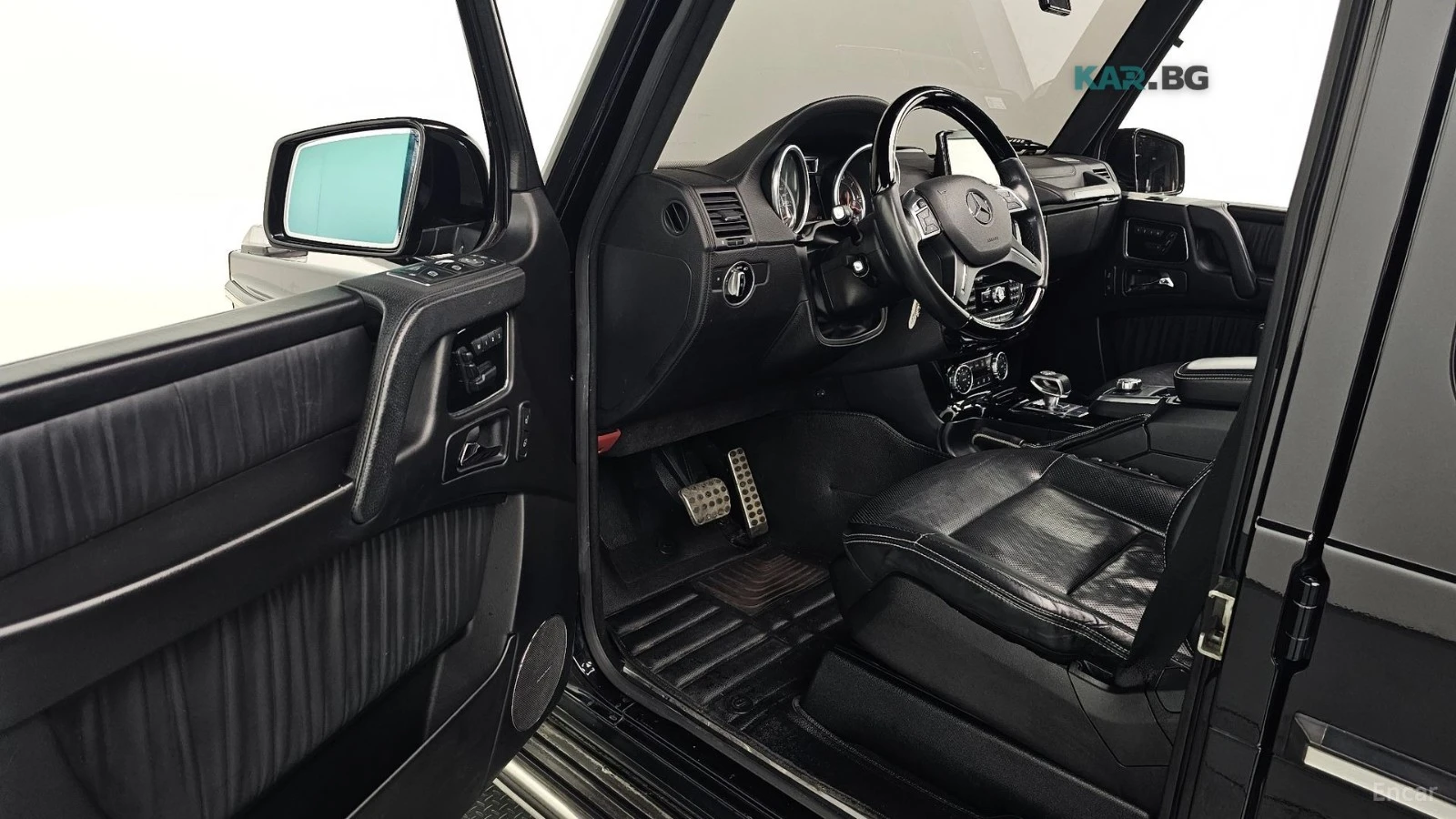 Mercedes-Benz G 63 AMG* МОНИТОРИ* КОЖА* ОБДУХВ* ПАНО, снимка 11 - Автомобили и джипове - 55415189