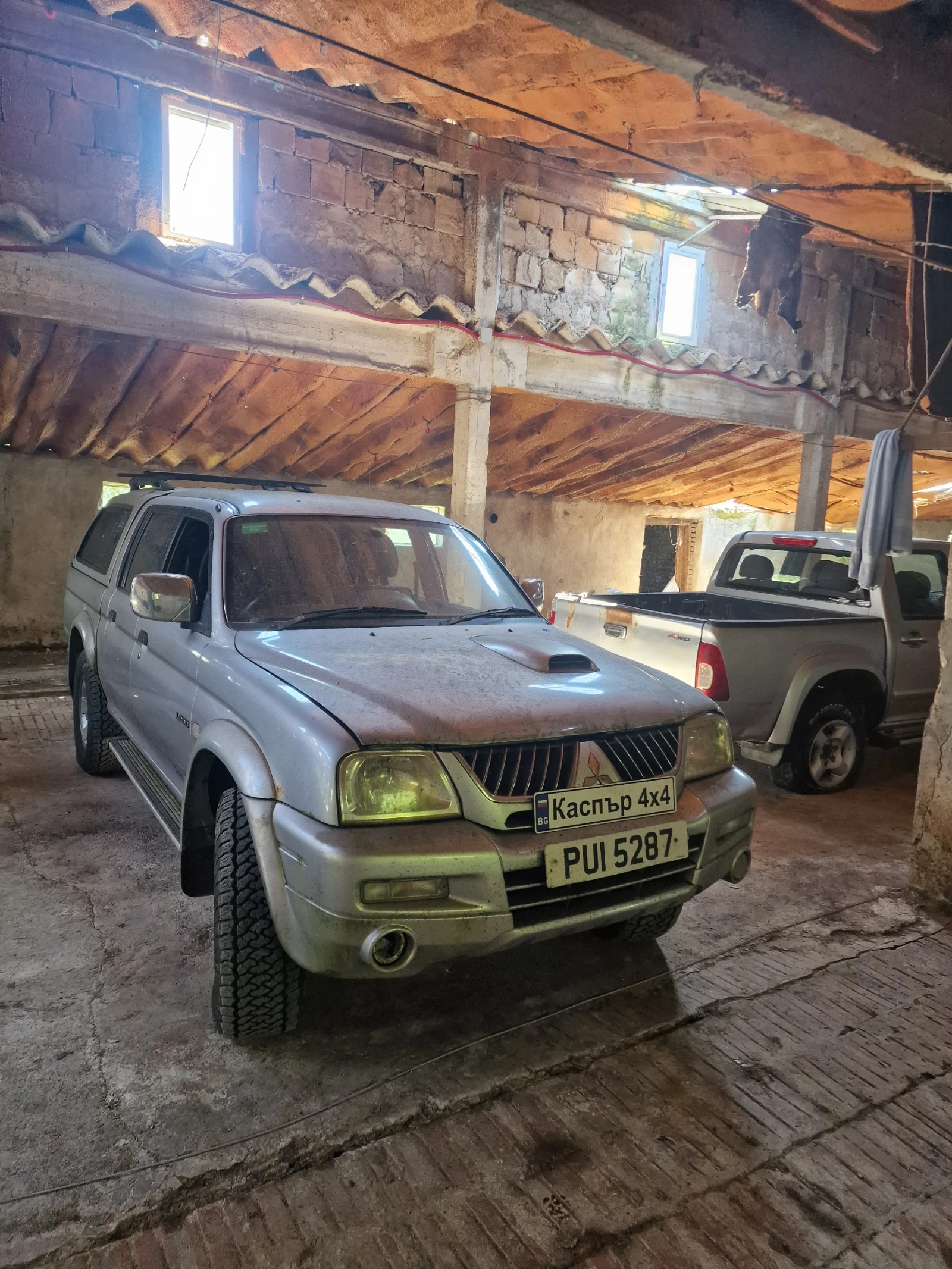 Mitsubishi L200 2.5 116, снимка 2 - Автомобили и джипове - 55463589