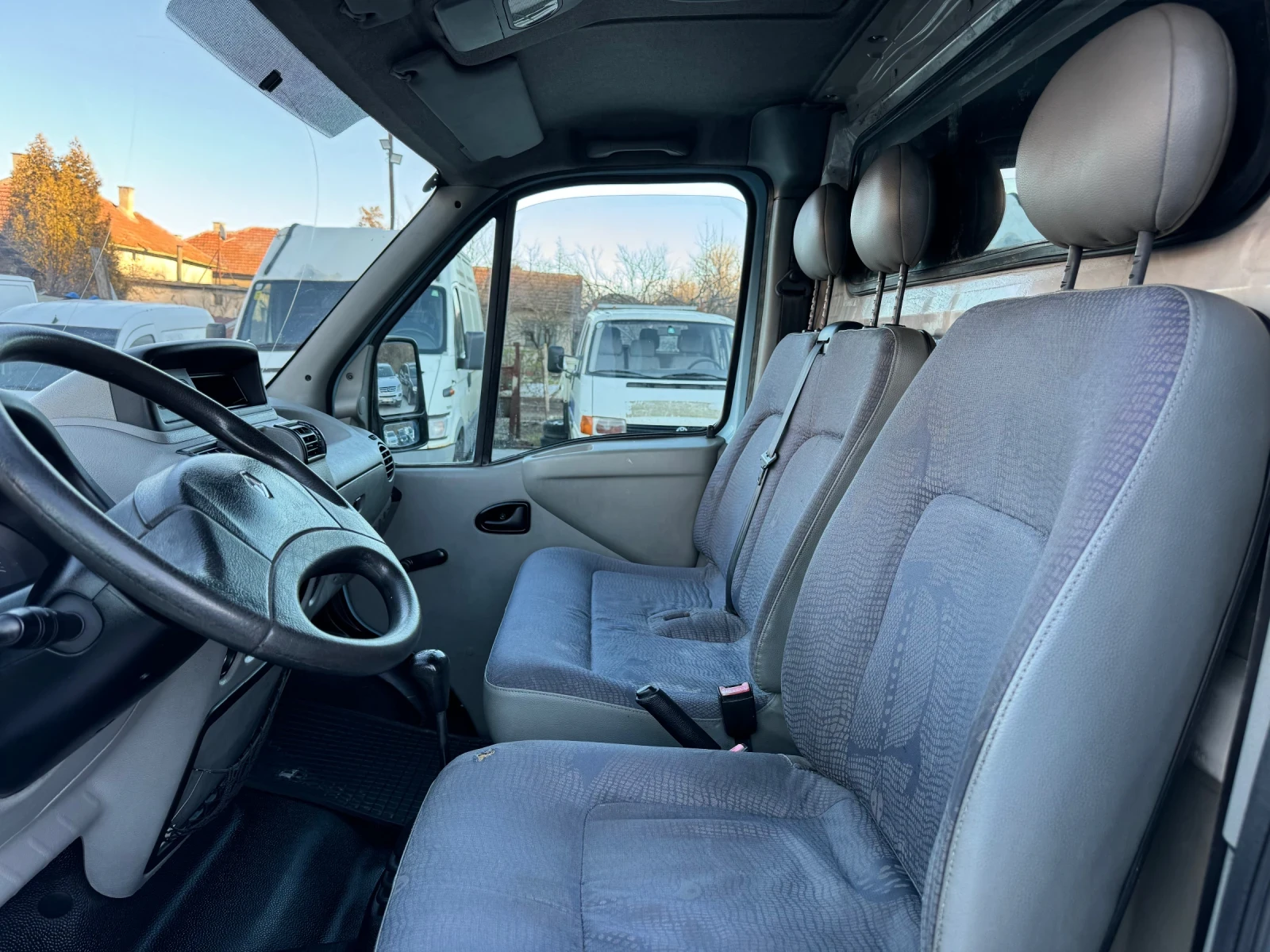 Renault Master 2.2DCI - изображение 10