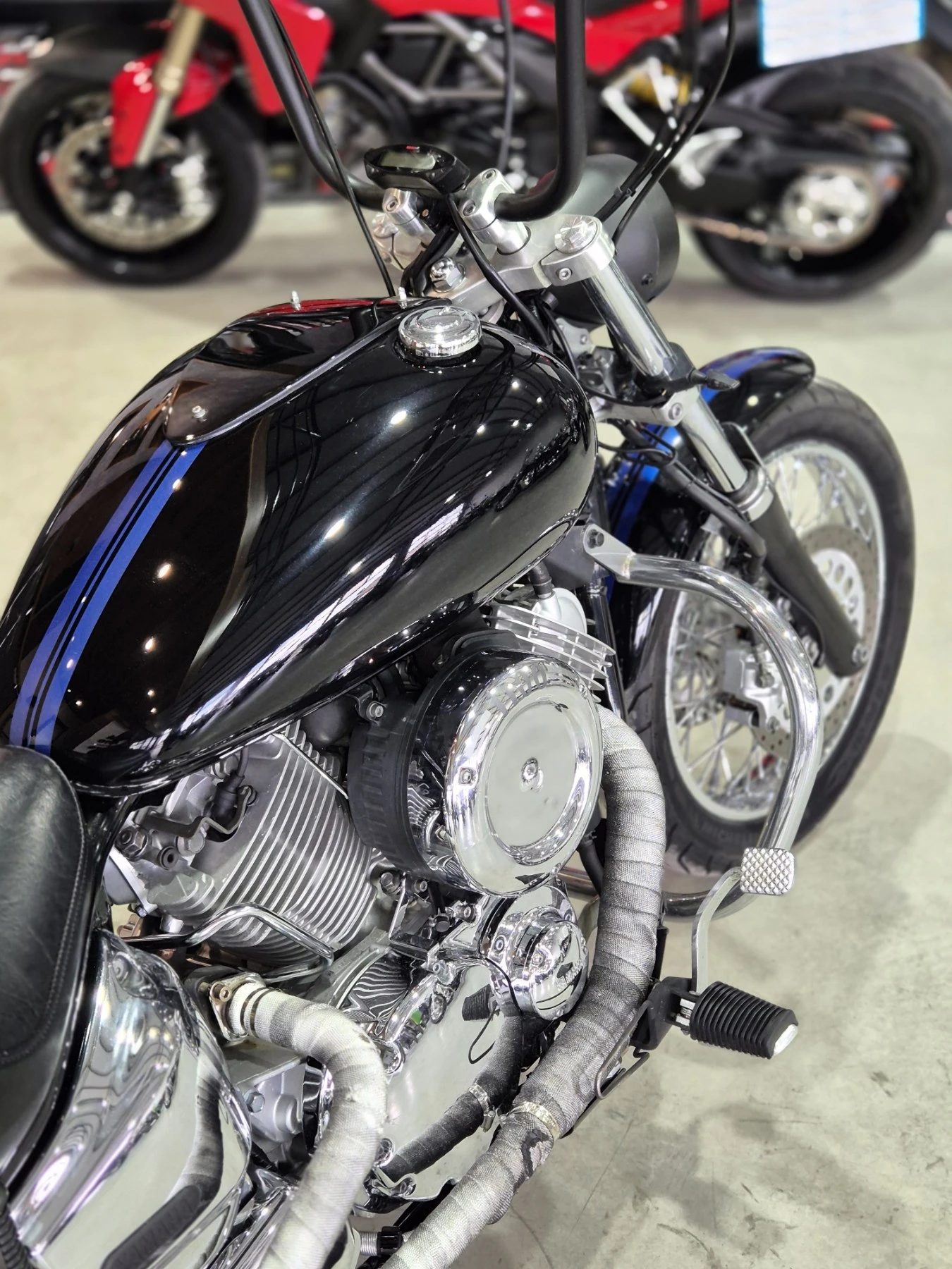 Yamaha Drag Star XVS 1100 Нов внос от Швейцария!!, снимка 13 - Мотоциклети и мототехника - 55317516