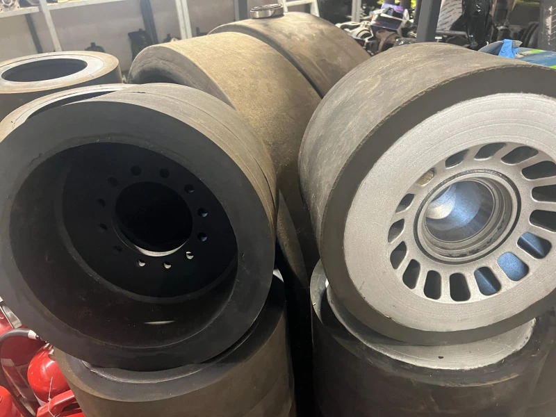 Комбайн Claas Резервни части, снимка 8 - Селскостопанска техника - 52453182