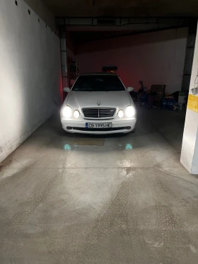 Mercedes-Benz CLK 430 AMG Pack V8, снимка 9