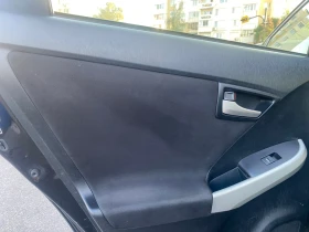 Обява за продажба на Toyota Prius 1.8 Бензин/Електричество ~15 390 лв. - изображение 7