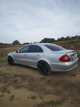     Mercedes-Benz 320