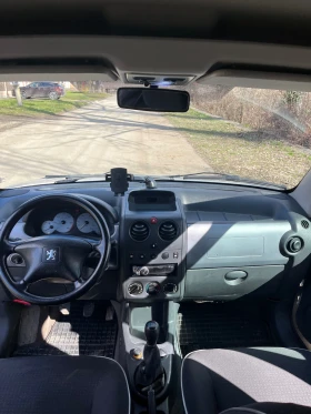 Peugeot Partner Ranch - 2560 € / 5006.92 лв. - 41811643 4