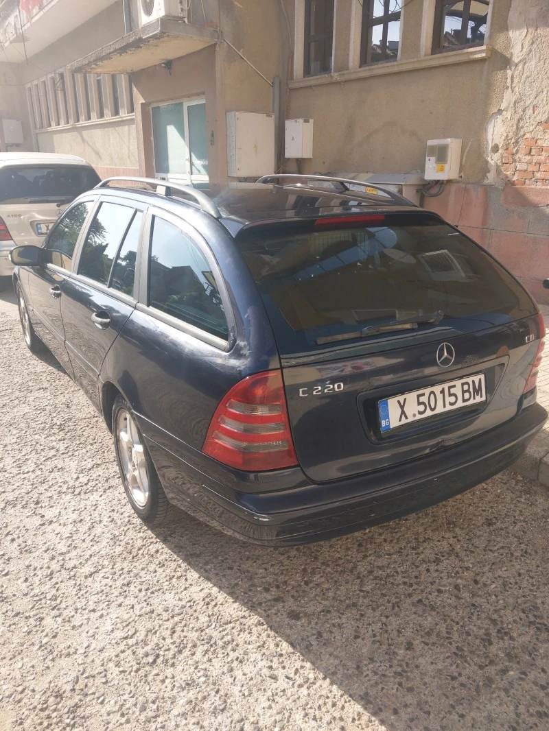 Mercedes-Benz C 220 CDI, снимка 4 - Автомобили и джипове - 47193427