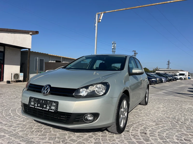 VW Golf 1.6Бензин102k.c КЛИМАТРОНИК, снимка 1 - Автомобили и джипове - 47462931