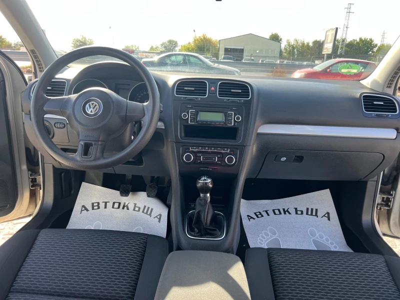 VW Golf 1.6Бензин102k.c КЛИМАТРОНИК, снимка 13 - Автомобили и джипове - 47462931