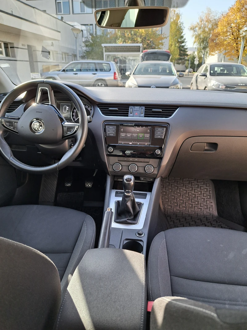 Skoda Octavia facelift, снимка 4 - Автомобили и джипове - 47753305