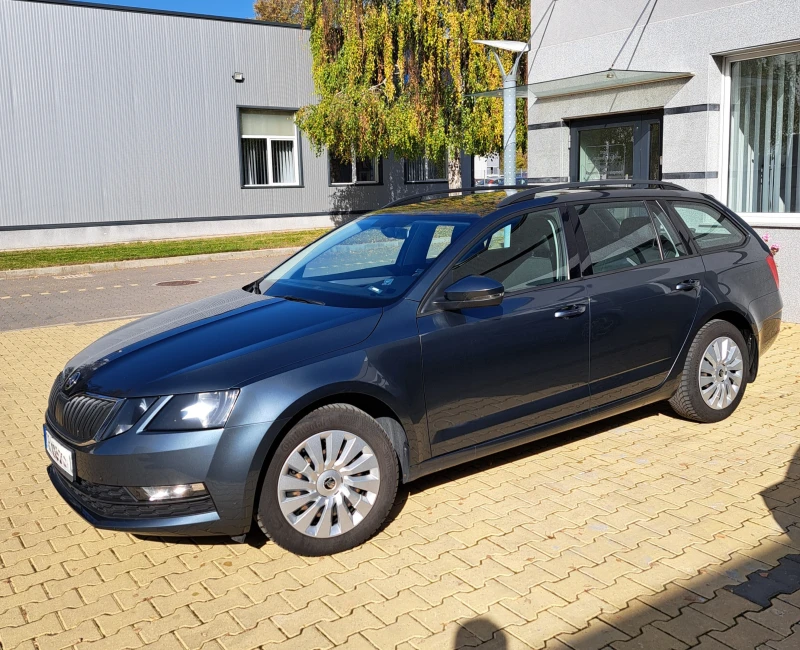 Skoda Octavia facelift, снимка 2 - Автомобили и джипове - 47753305