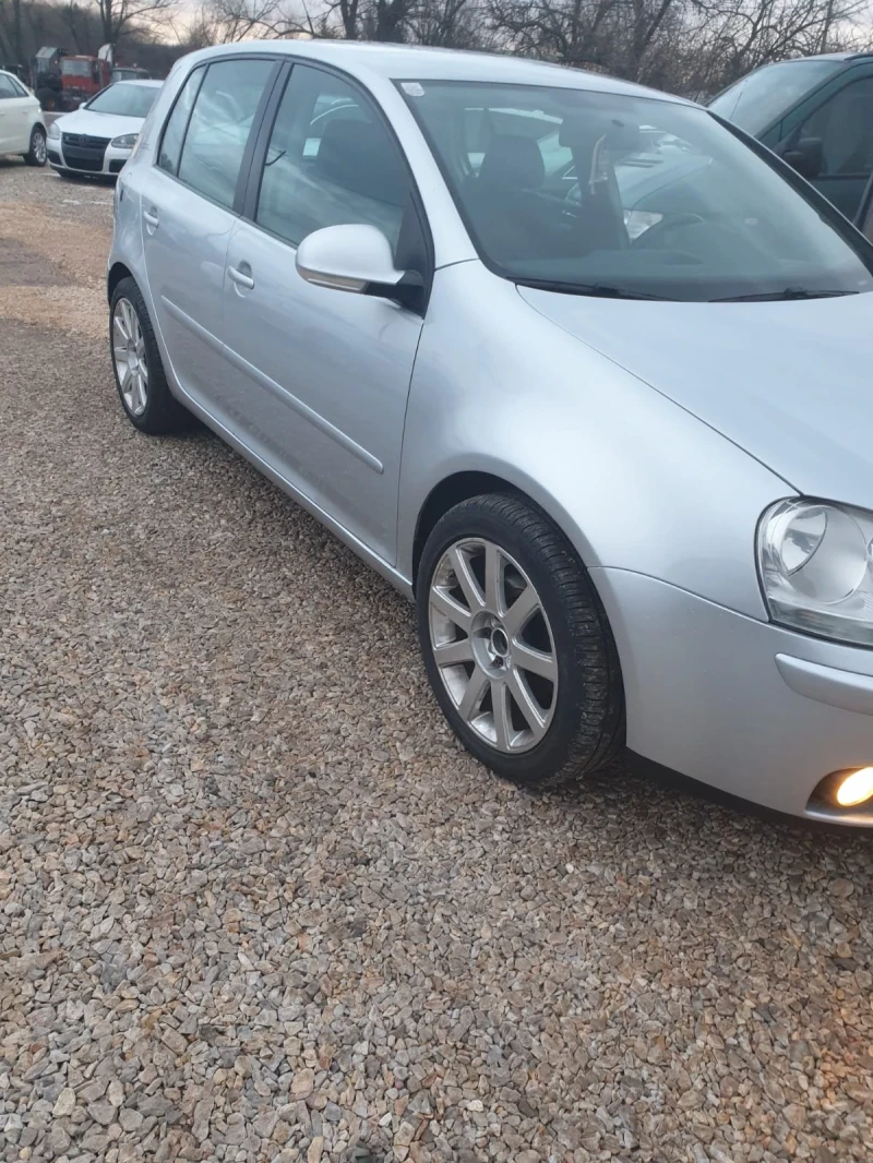 VW Golf 1.9, снимка 3 - Автомобили и джипове - 49186051