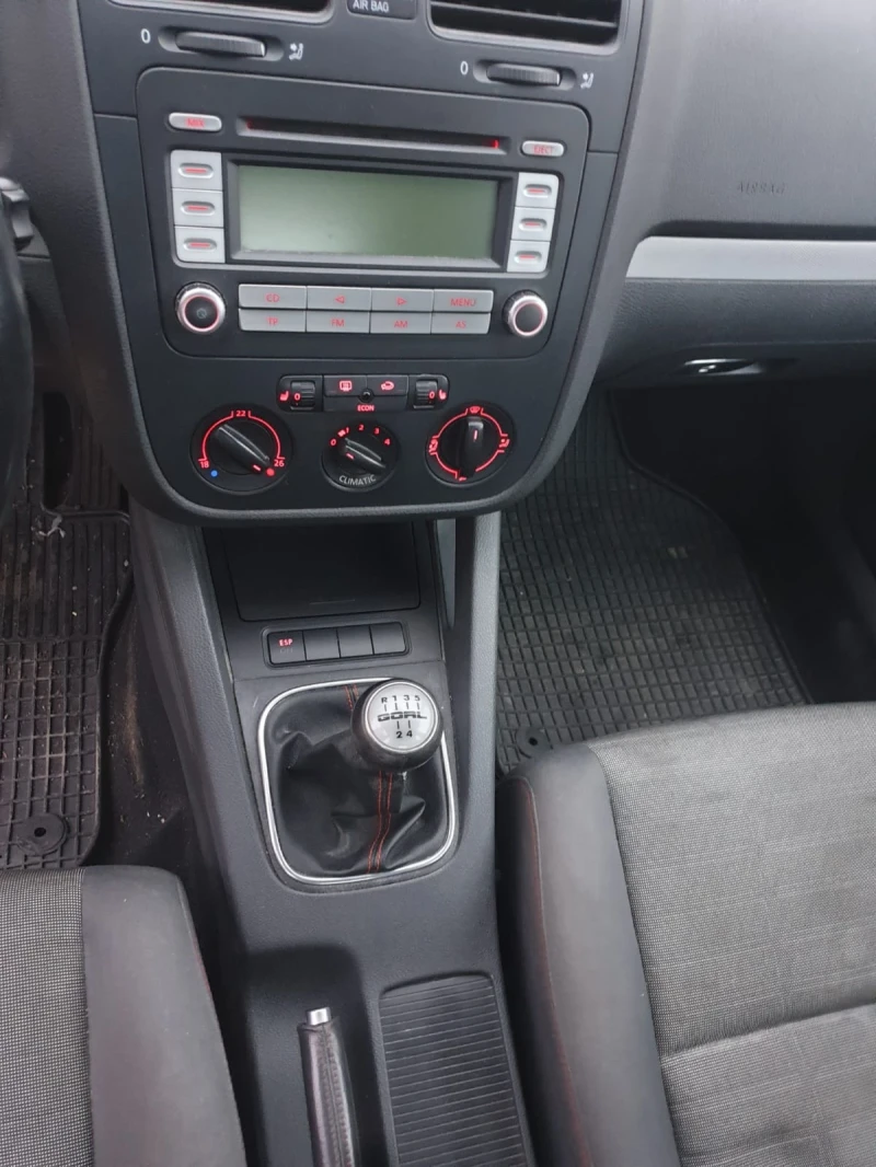 VW Golf 1.9, снимка 9 - Автомобили и джипове - 49186051