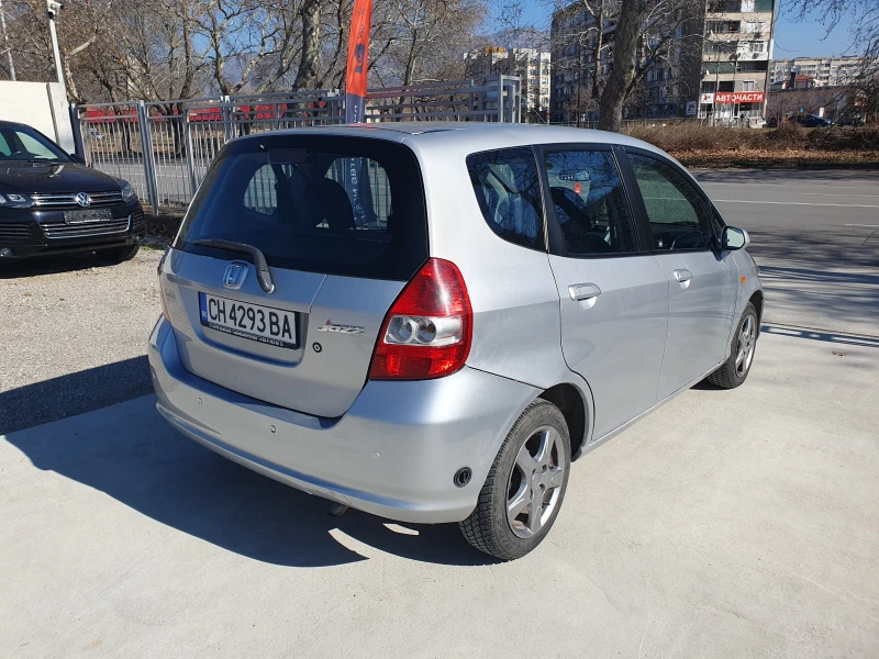 Honda Jazz ГАЗ/БЕНЗИН/, снимка 7 - Автомобили и джипове - 49371414