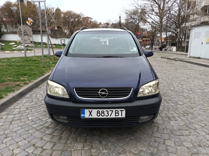 Opel Zafira 1.8 газ бензин , снимка 3 - Автомобили и джипове - 49512963