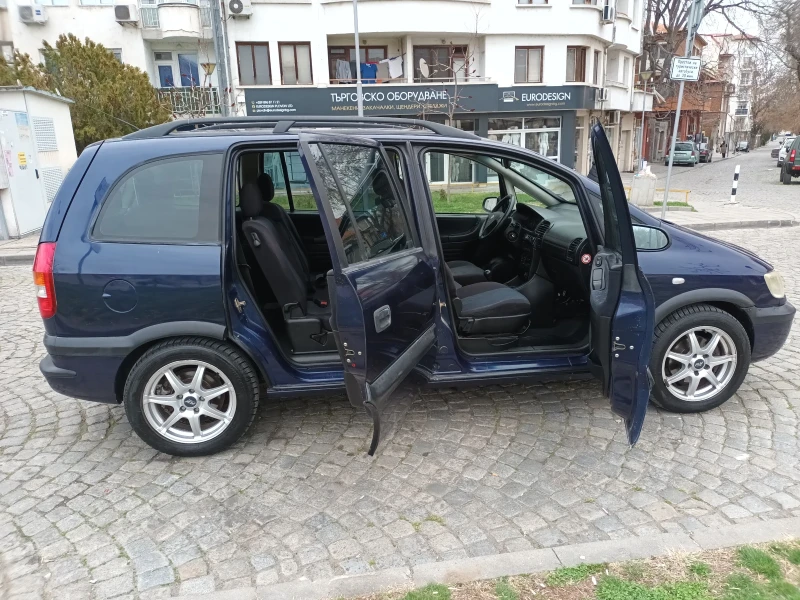 Opel Zafira 1.8 газ бензин , снимка 14 - Автомобили и джипове - 49512963