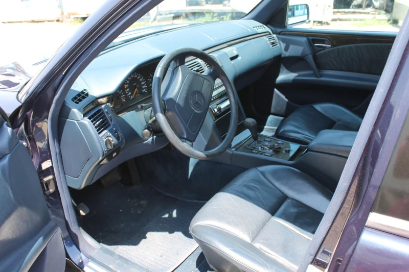 Mercedes-Benz E 200 НА ЧАСТИ, ИТАЛИЯ, НОВ ВНОС, снимка 7 - Автомобили и джипове - 50951196
