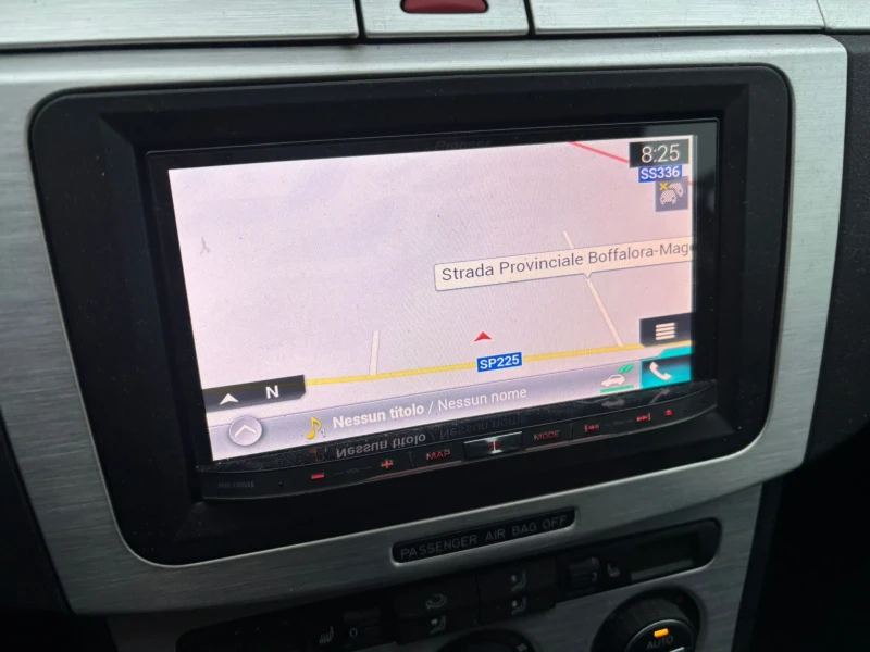 VW Passat като нова фул, снимка 10 - Автомобили и джипове - 51397701