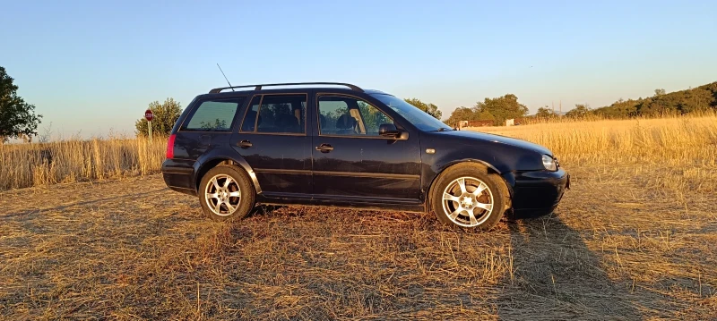 VW Golf, снимка 5 - Автомобили и джипове - 52876835