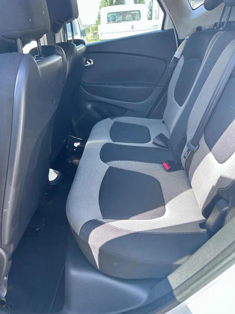 Renault Captur 1.5 D EURO 6 SERVICE , снимка 10 - Автомобили и джипове - 51594199