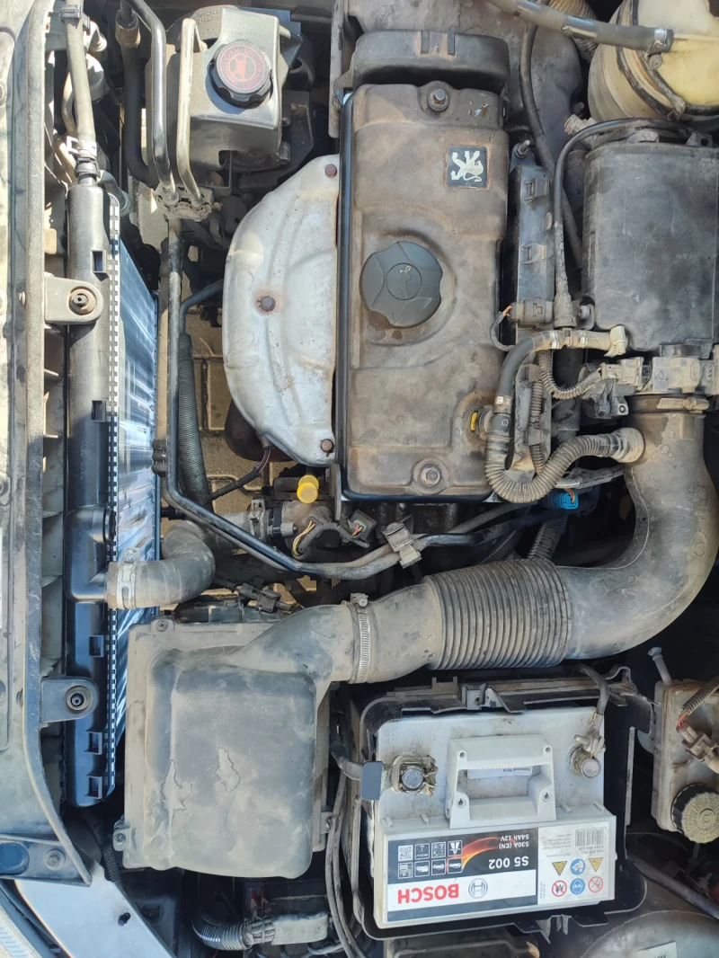 Peugeot 206 1.4 бензин, снимка 5 - Автомобили и джипове - 52409128