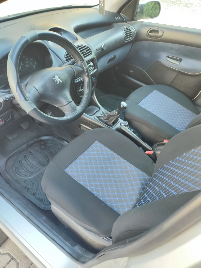 Peugeot 206 1.4 бензин, снимка 8 - Автомобили и джипове - 52409128