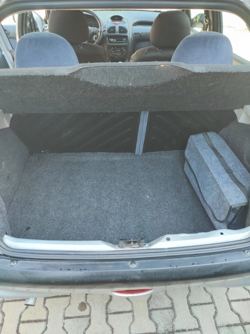 Peugeot 206 1.4 бензин, снимка 10 - Автомобили и джипове - 52409128