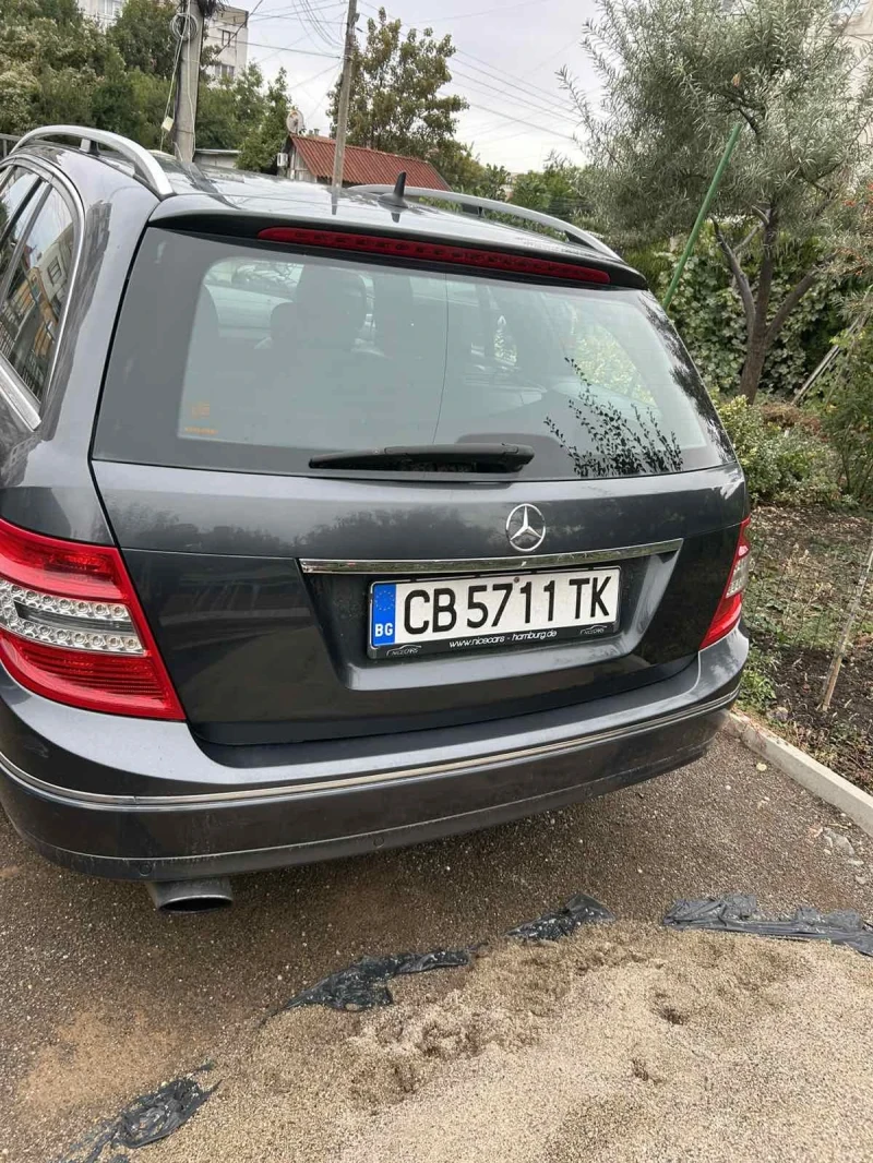Mercedes-Benz C 220 Cdi, снимка 3 - Автомобили и джипове - 51954804