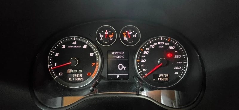 Audi Rs3, снимка 7 - Автомобили и джипове - 52280933