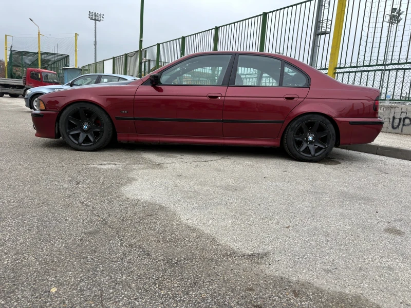 BMW 528 i, снимка 4 - Автомобили и джипове - 52576030