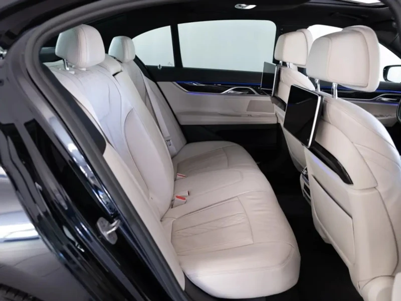 BMW 730 d xDrive M-Pack, снимка 7 - Автомобили и джипове - 53036275