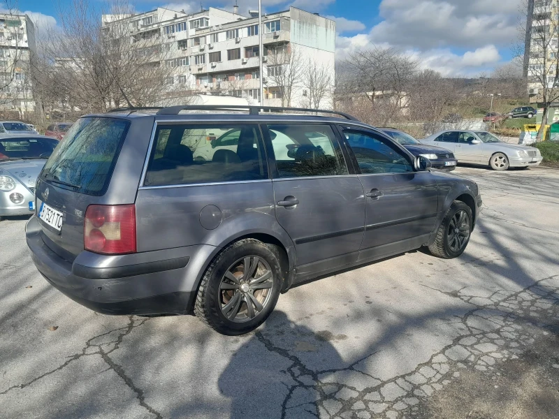 VW Passat 1.9TDi, снимка 4 - Автомобили и джипове - 53269727