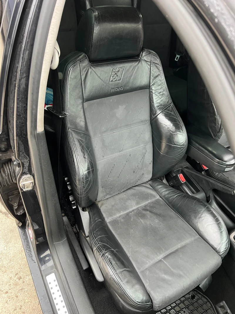 VW Golf 1.9 TDI 101 к.с., снимка 9 - Автомобили и джипове - 53308303